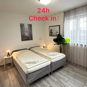 Modern Living Kueche Netflix Inklusive Lage Konukevi